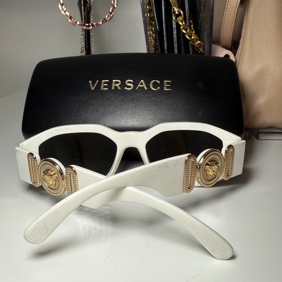 VERSACE white womans sunglasses - Picture 1 of 9
